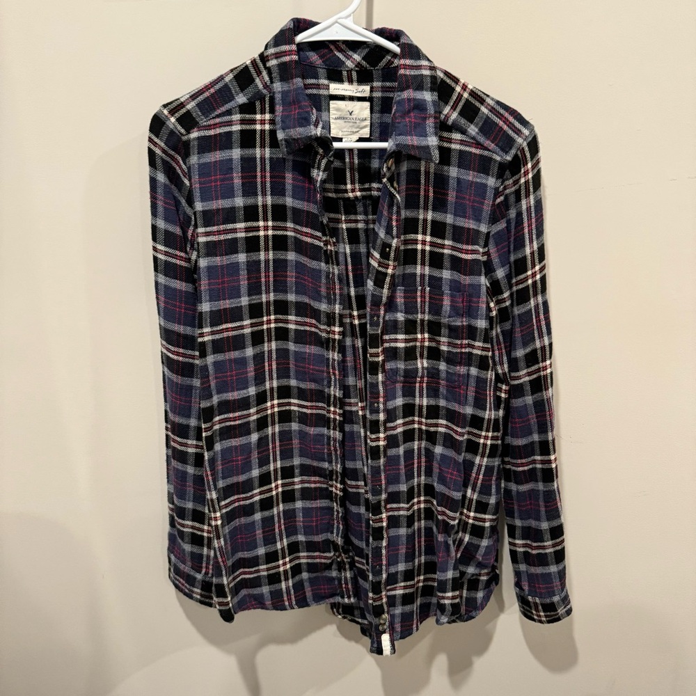 Women’s american eagle flannel size medium